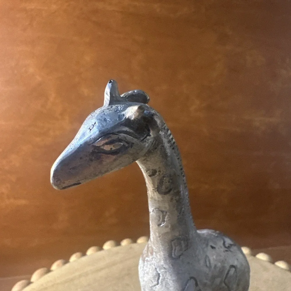 Vintage 1960's Pewter giraffe - Minature 6-3/4